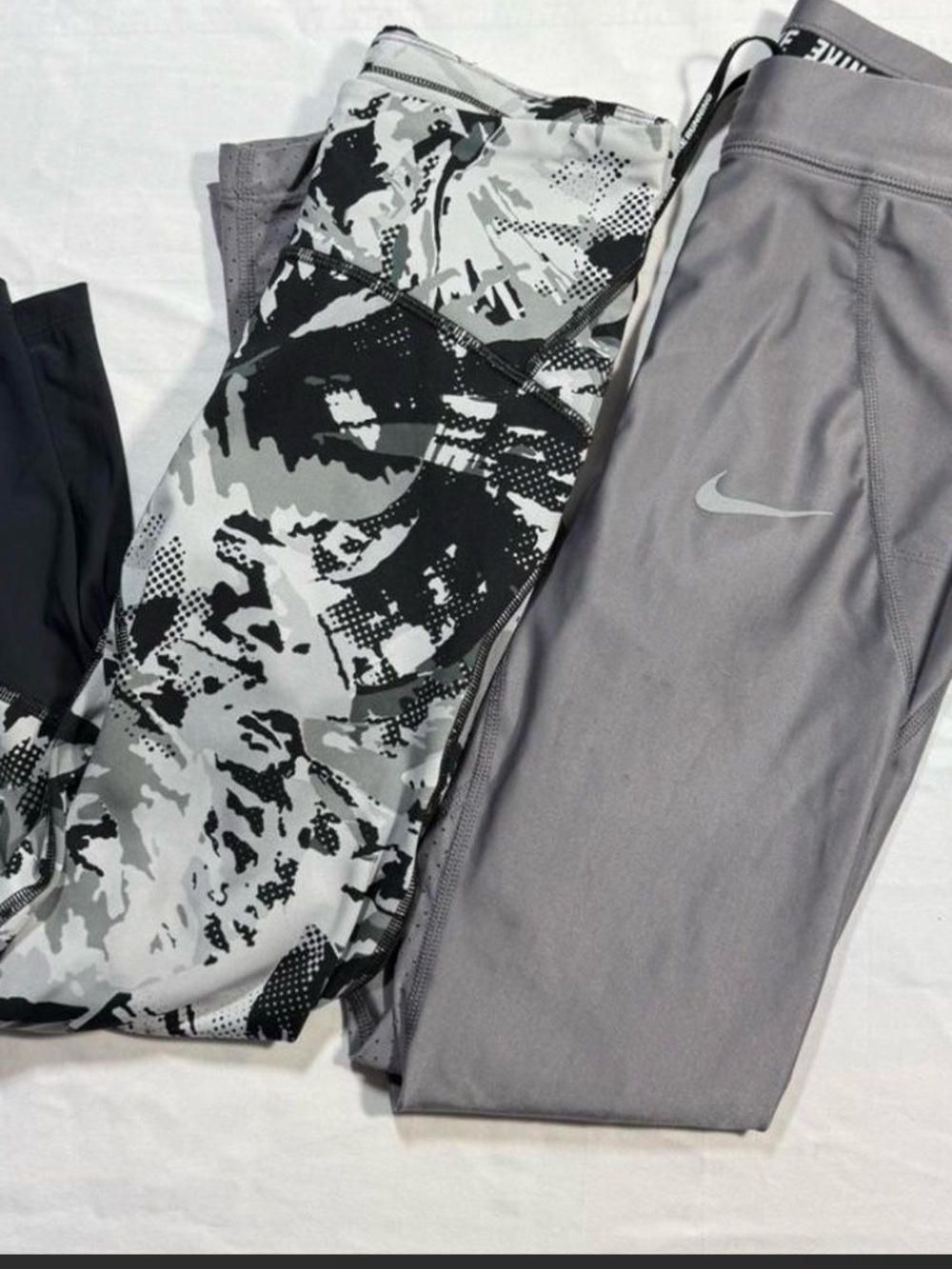 Nike & Under Armour Women’s Leggings Bundle | XS Activewear